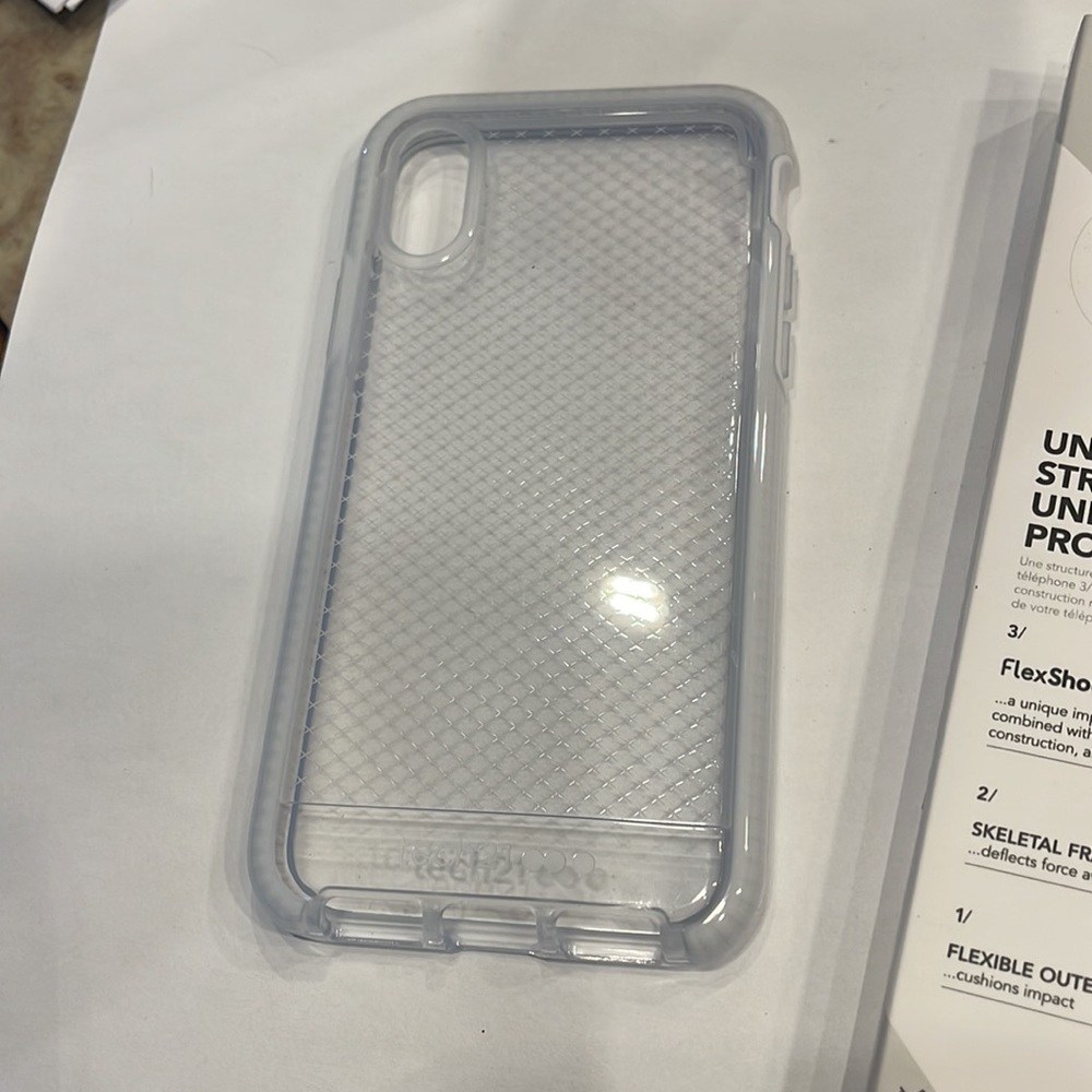 Clear case - Picture 4 of 4